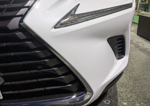 レクサス　NX300　フロントバンパー修理サムネイル