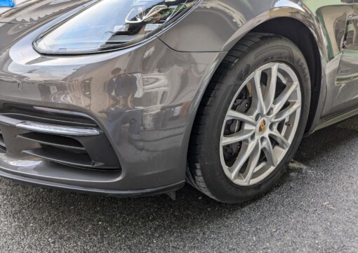 ポルシェ　Panamera4　バンパー修理サムネイル