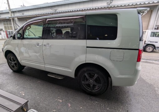 豊中市よりご来店　三菱　デリカサムネイル