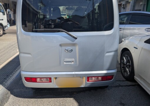 豊中市よりご来店　ダイハツ　ハイゼットサムネイル