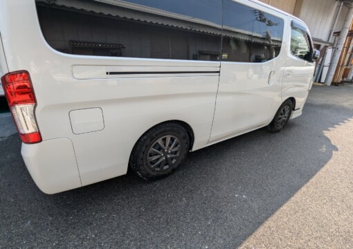 大阪市北区よりご来店　ニッサン　NV３５０キャラバンサムネイル