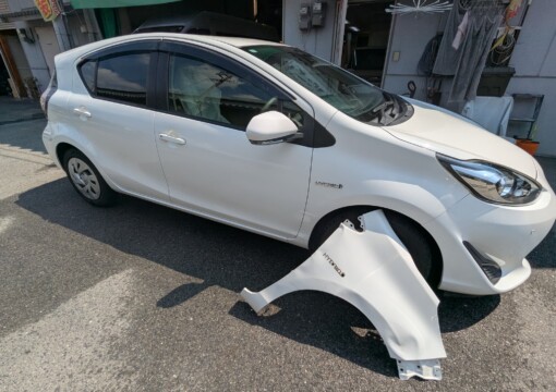 大阪市淀川区よりご来店　トヨタ　アクアサムネイル