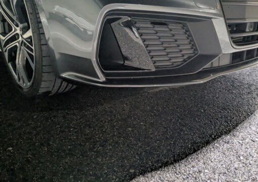 大阪市中央区よりご来店　アウディ　A7サムネイル