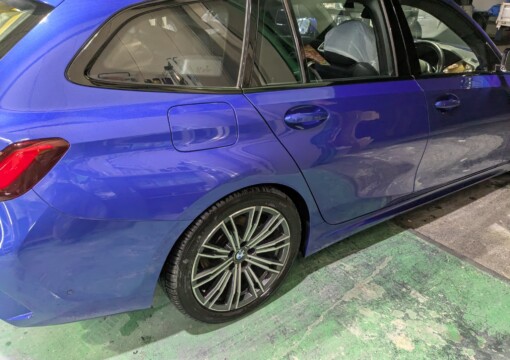 大阪市中央区よりご来店　BMW　320dツーリングサムネイル