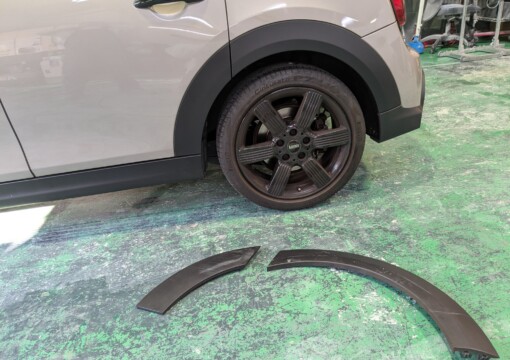 箕面市よりご来店　MINI　ミニクーパーSDサムネイル