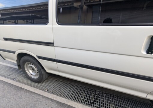 吹田市よりご来店　トヨタ　ハイエースサムネイル