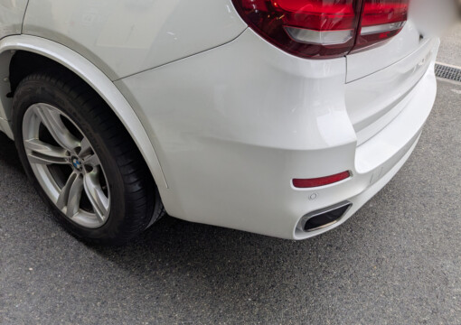 箕面市よりご来店　BMW　X5　35dサムネイル