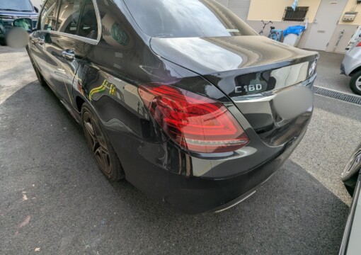 豊中市よりご来店　メルセデスベンツ　C180サムネイル