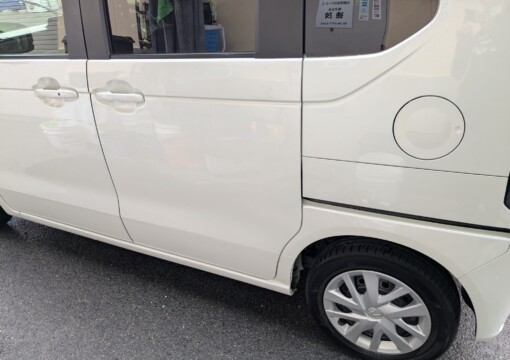 伊丹市よりご来店　ホンダ　N-BOXサムネイル